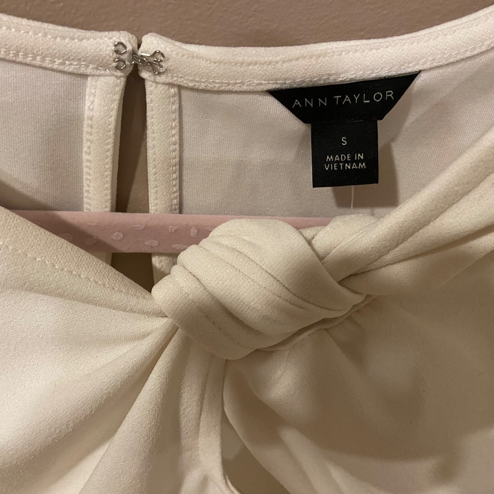 Ann Taylor Cream Twist-Neck Cap-Sleeve Blouse - Picture 3 of 4